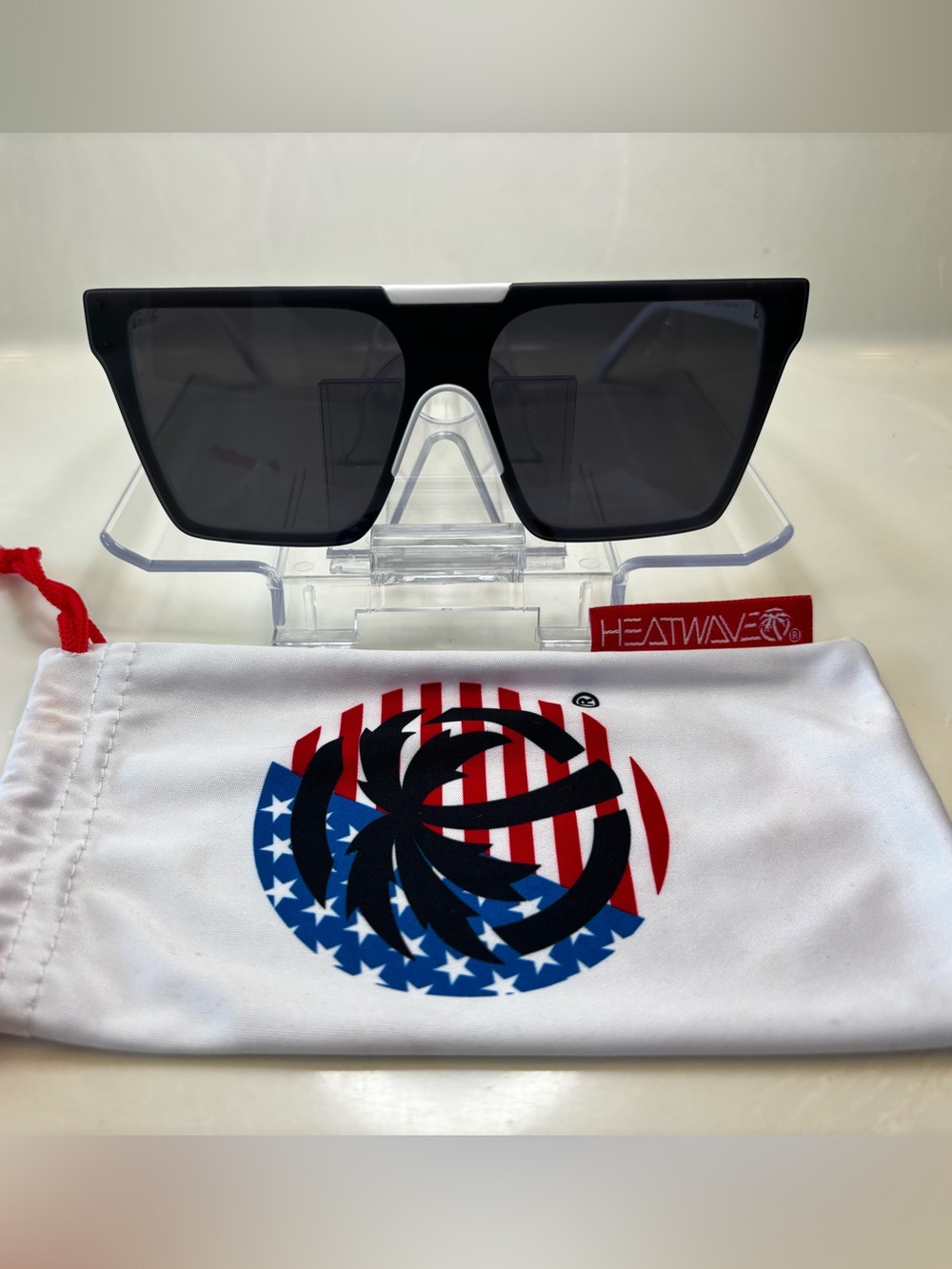 Heatwave CLARITY SUNGLASSES: white Polarized Lens